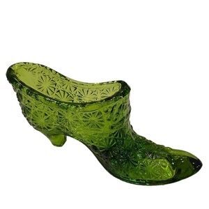 Vintage Olive Green Daisy & Button Glass Slipper Figurine Collectible